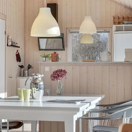 Jil - 750m From The Sea By Interhome * Hals